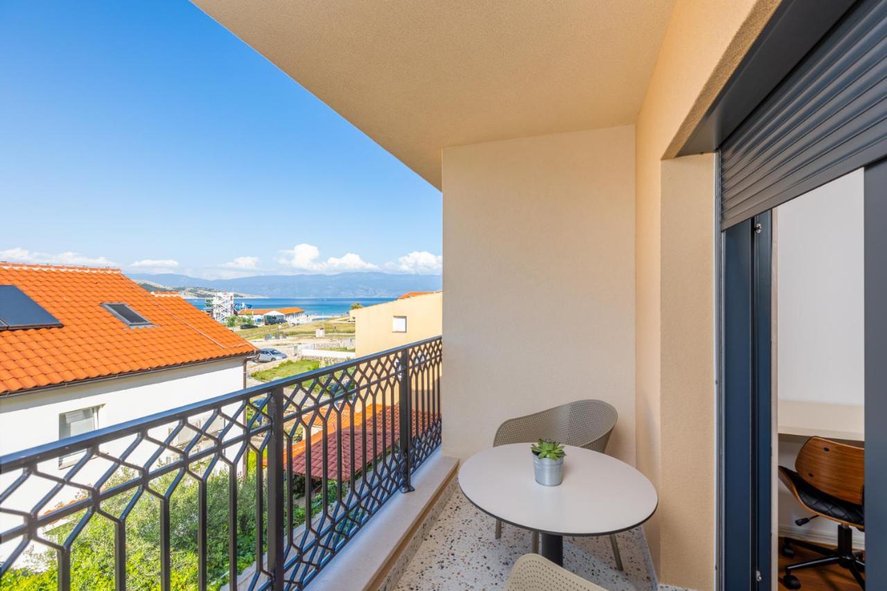 Vila Iris Baska 2 Hotel Luaran gambar